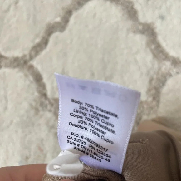 Aritzia Babaton Jermaine High Waist Wide Leg Power Pants Trousers Beige Size 4 - Picture 8 of 9